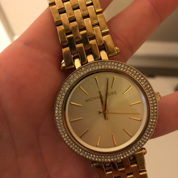 Michael Kors gold watch - Picture 6 of 6